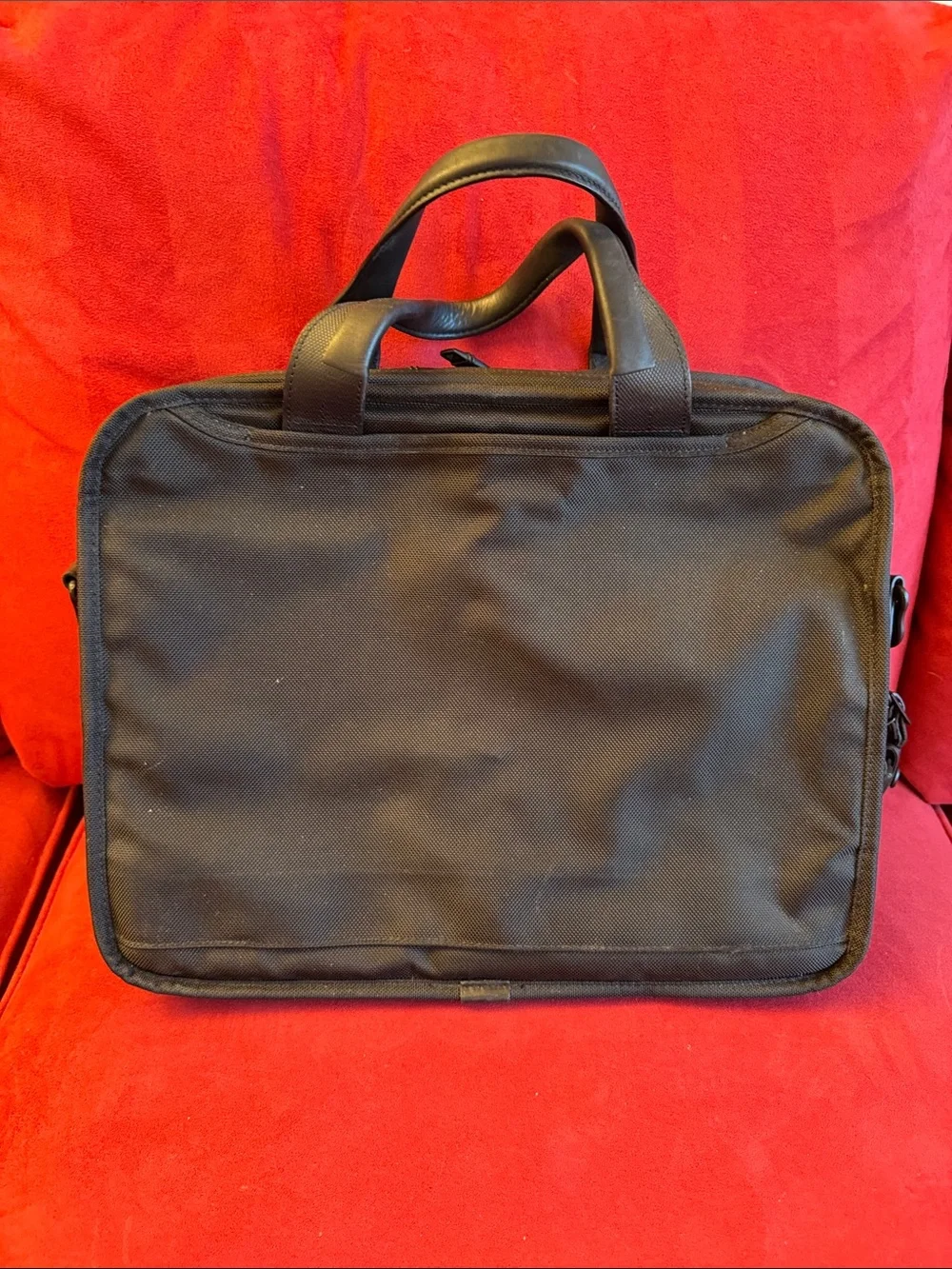 Tumi Black Men's Briefcase Laptop Bag